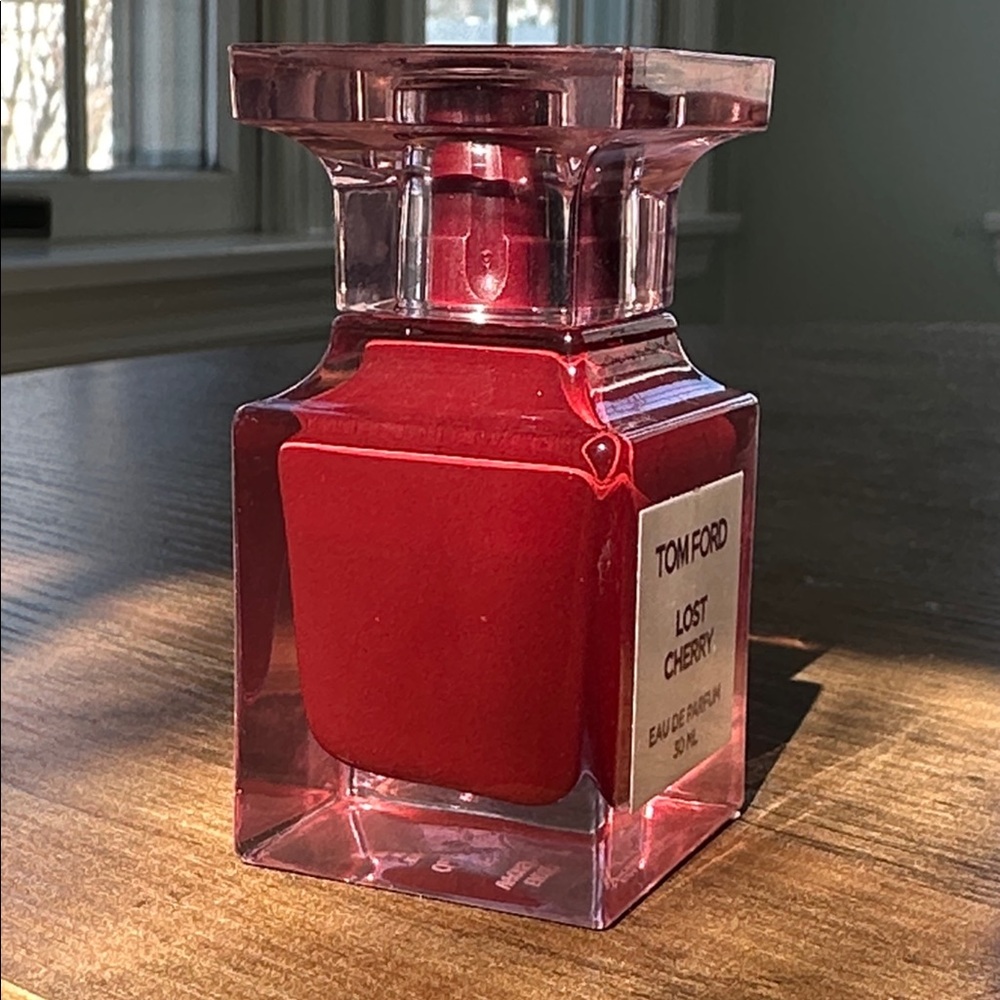 Tom Ford Lost Cherry Eau de Parfum - 30 ml (2/3 remaining) - Picture 5 of 6